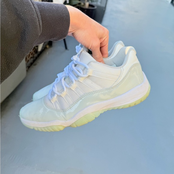 Mens shoes size 10 mens Jordan shoes mens jordan 11 low men’s Jordan low Jordan - Picture 4 of 12